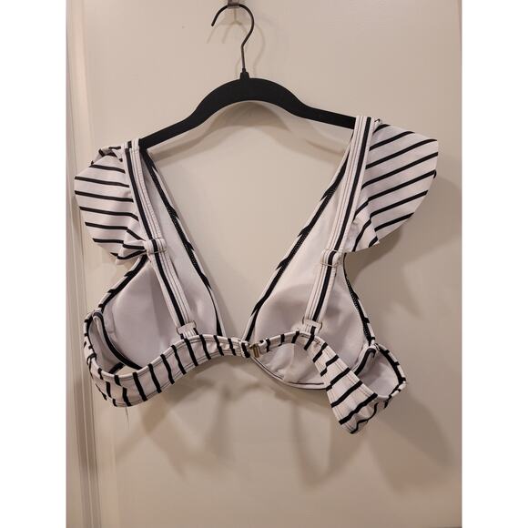 Plus Striped & Leaf Print Underwire Bikini Swimsuit - Picture 3 of 8